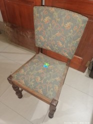 Description 211- Vintage Occasional Chair