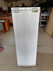 Description 2848 - Amazing White Slender Bosch Upright Freezer