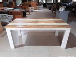 Description 3464 - Magnificent Solid Wood Dining Room Table