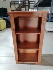 Description 3388 - Magnificent Solid Wood Shelves