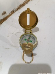 Description 1773 - Vintage Engineers Compass