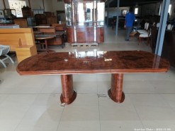 Description 3365 - Exquisite Dining Room Table with Extension