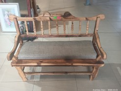Description 3341 - Wonderful Solid Wood Bench with Cushion