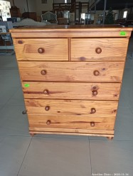 Description 3661 - Beautiful Solid Wood Chest of 6 Drawers