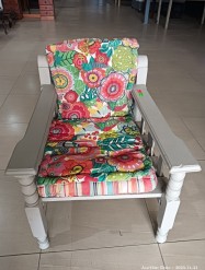 Description 4747 - Lovely Wooden Chair with Floral Cushions