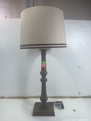 Description 3060 - Beautiful Solid Wood Lamp Stand with Shade