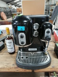 Description 151 Coffee Machine