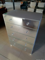 Description 1958 - 1 x Chest of 5 Mirrored Drawers