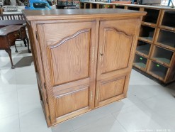 Description 333 - Solid Oak TV Cabinet