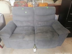 Description 523 Couch