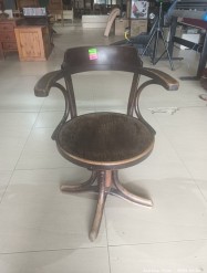 Description 3102 - Solid Wood Tub Chair