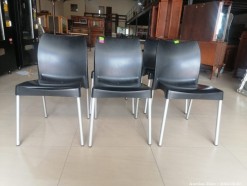 Description 5463 - 5 Composite Chairs