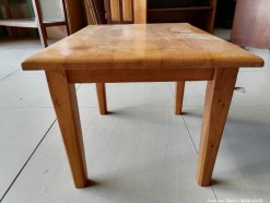 Description 2751 - Solid Wood Side Table
