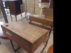 Description 116 - Single Seater Vintage School Desk