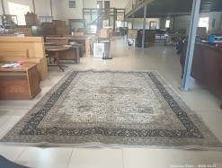 Description 3340 - Beautiful Substantial Carpet