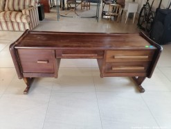Description 2023 - 1 x Solid Wood Dressing Table, no mirror