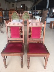 Description 4118 - 4 Solid Wood and Upholstered Dining Room Chairs