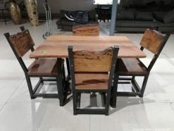 Description 1929 - 1 x Rustic Patio Set: 4 Chairs & Table