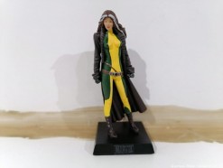 Description 324 - Marvel Collectable Figurine with Magazine - Rogue