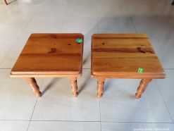 Description 1672 - 2 x Solid Wood Side Tables