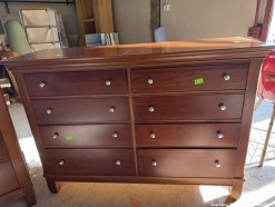 Description 605 - Magnificent Dresser - Drexel Heritage Collection, Thomasville USA (Matches Lot 606)