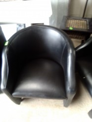 Description 517 black leather chairs