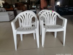 Description 5400 - 4 White Composite Stackable Chairs