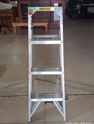 Description 3650 - Step Ladder with 3 Steps