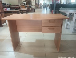 Description 3980 - Wooden Desk with Drawers
